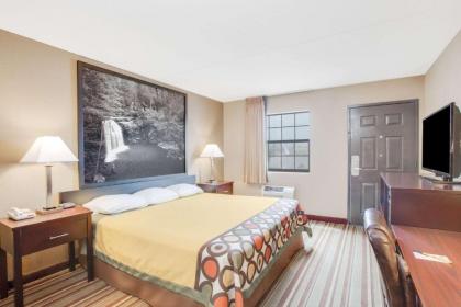 Super 8 by Wyndham Morrilton - image 15