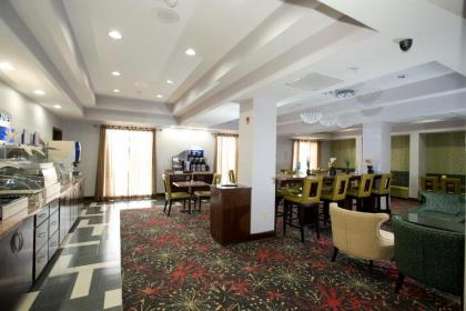 Holiday Inn Express & Suites Morrilton an IHG Hotel - image 3