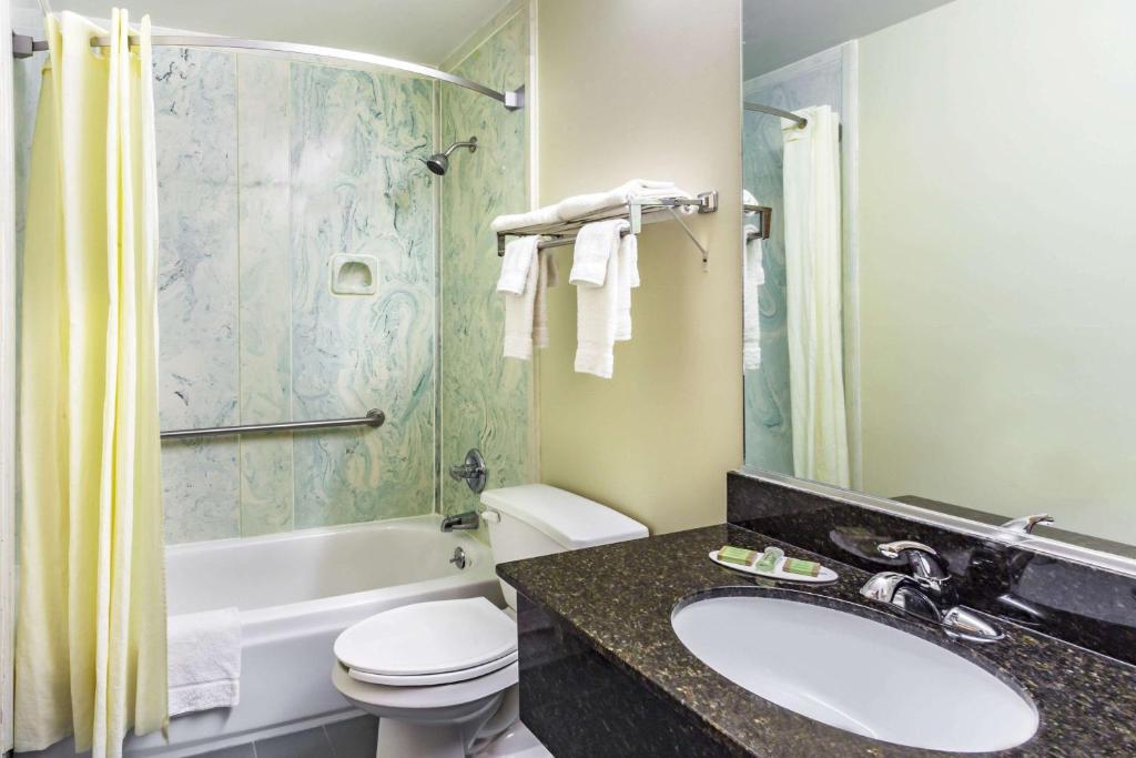 Super 8 by Wyndham Morristown/South - image 6