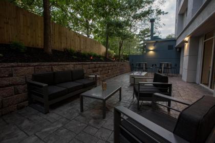 Fairfield Inn & Suites Raleigh - Durham Airport / RTP - image 8