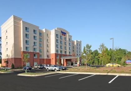 Fairfield Inn & Suites By Marriott Raleigh-durham Airport/brier Creek Raleigh, Nc 27617