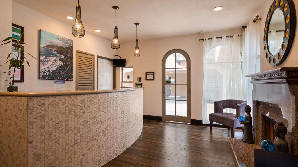 Best Western San Marcos Inn - image 3