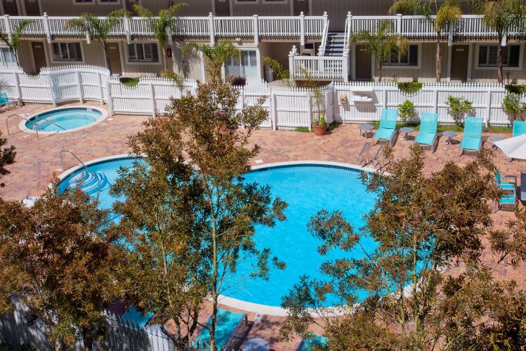 Inn at Morro Bay - main image