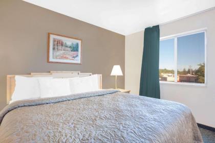 Super 8 by Wyndham Moscow - image 13