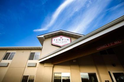 Ten Pin Inn & Suites - image 8