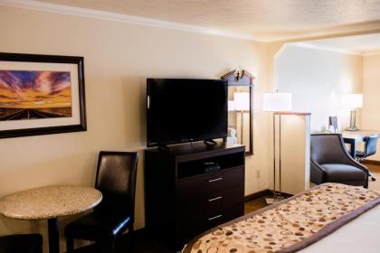 Ramada by Wyndham Moses Lake - image 4