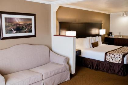 Ramada by Wyndham Moses Lake - image 6