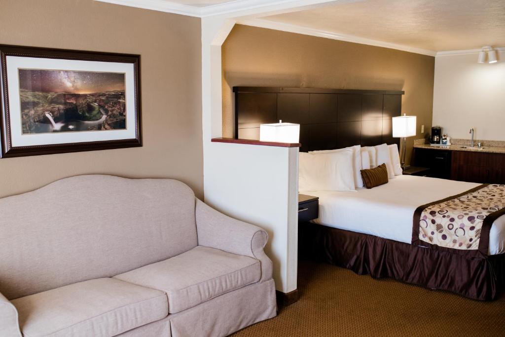 Ramada by Wyndham Moses Lake - image 6