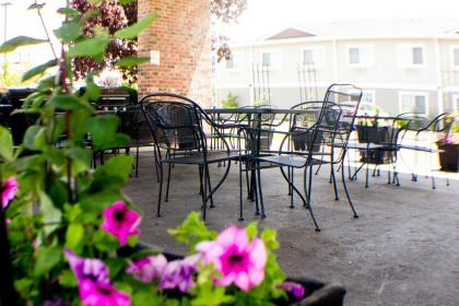 Inn at Moses Lake - image 7
