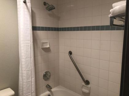 SureStay Plus Hotel by Best Western Moses Lake - image 10