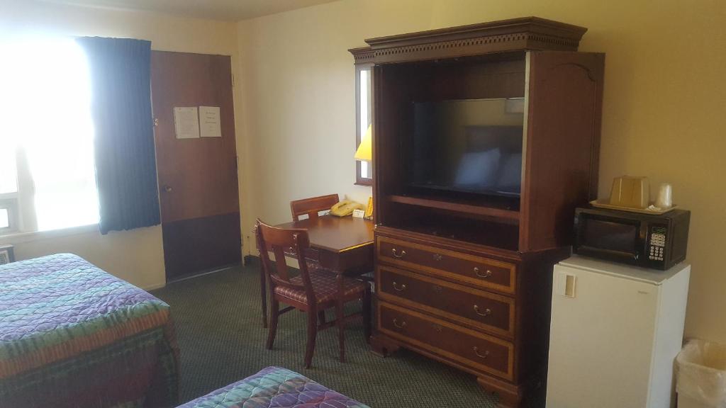 Motel Oasis Inn - image 4