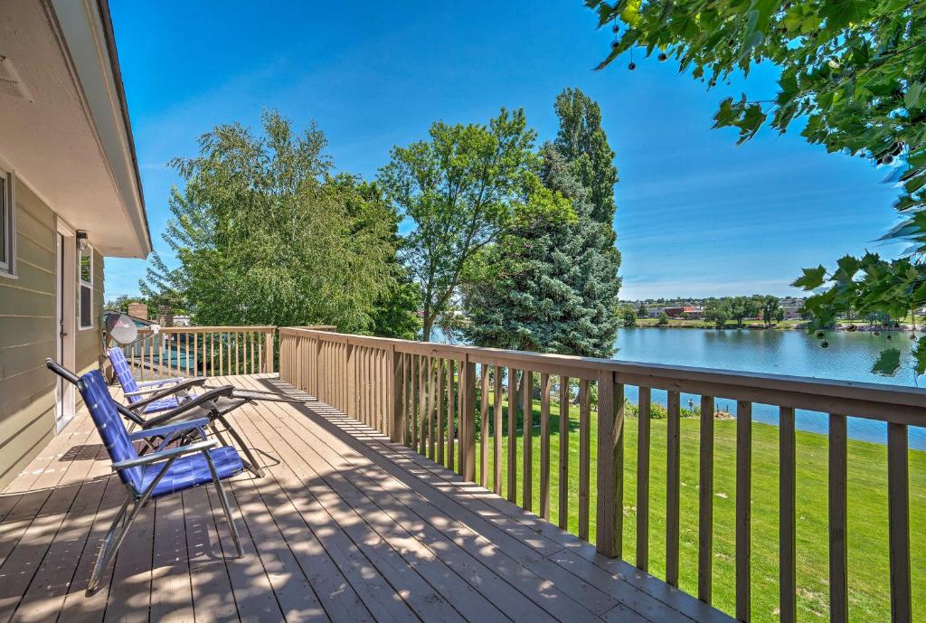 Lake House with Dock and Hot Tub 1Mi to Surf n Slide - main image