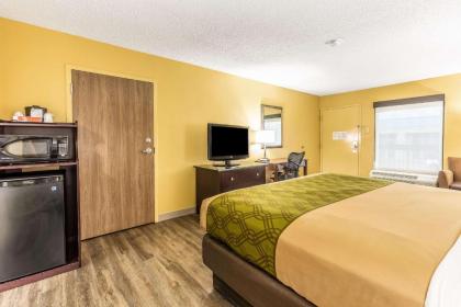 Econo Lodge Moss Point - Pascagoula - image 11