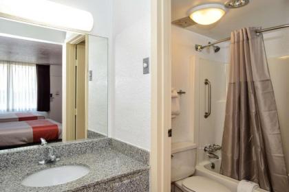 Motel 6-Mount Jackson VA - Shenandoah - image 13