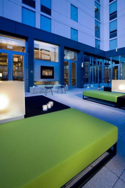 Aloft Mount Laurel - image 7