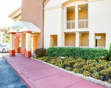 Rodeway Inn Mount Laurel Hwy 73 - image 11