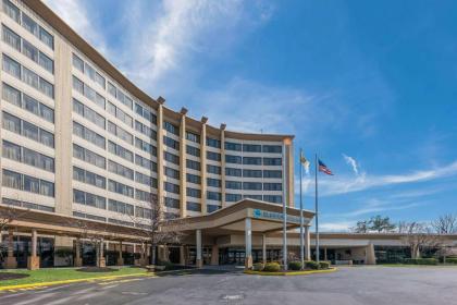 Clarion Hotel  Suites mount Laurel