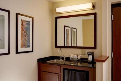 Hyatt Place Mt. Laurel - image 9