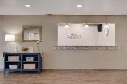 Baymont by Wyndham Mt. Pleasant - image 16