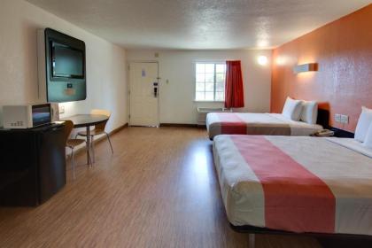 Motel 6-Mount Pleasant TX - image 15