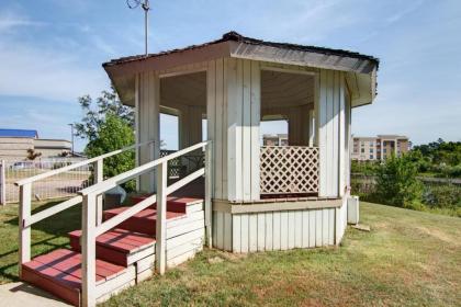 Motel 6-Mount Pleasant TX - image 9