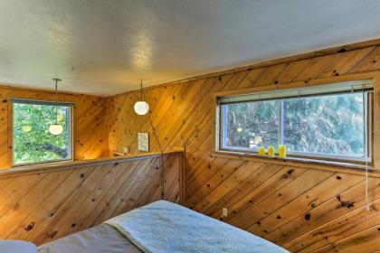 Cozy Studio Near Hiking and Skiing Walk to Downtown - image 14