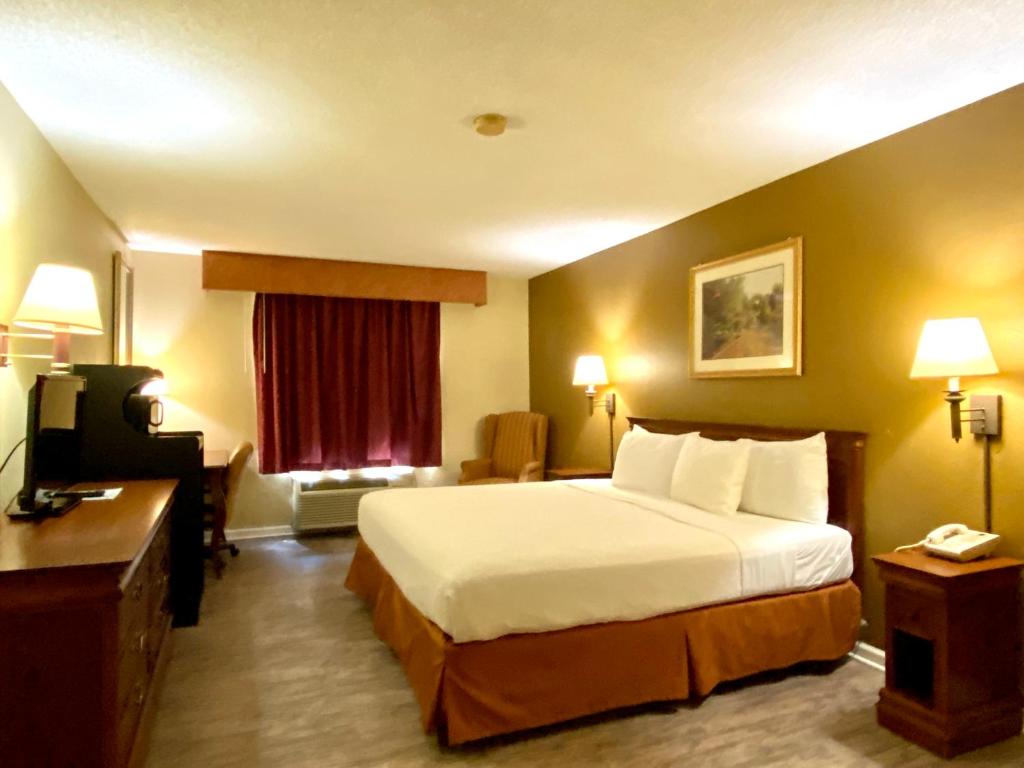 FairBridge Inn Express Mount Vernon - image 2