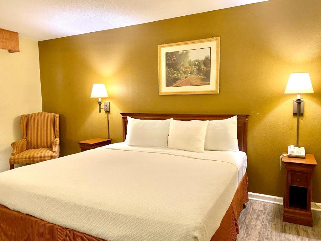 FairBridge Inn Express Mount Vernon - image 3