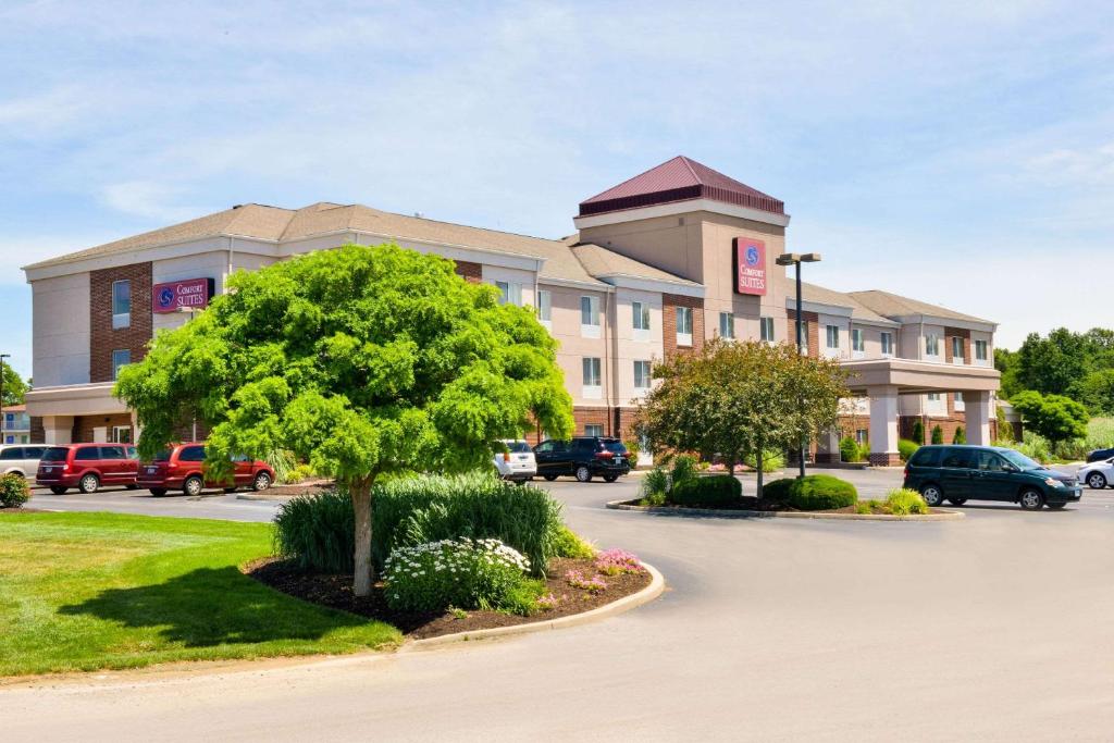 Comfort Suites Mount Vernon - main image