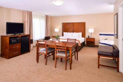 Comfort Suites Mount Vernon - image 20