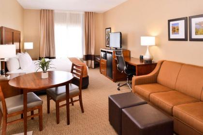 Comfort Suites Mount Vernon - image 3