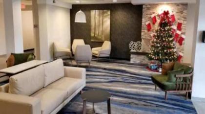 Fairfield Inn & Suites Mount Vernon Rend Lake - image 12