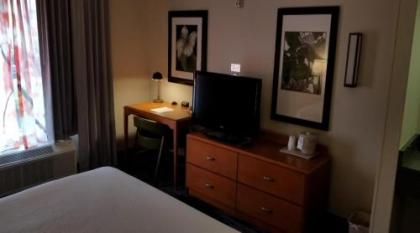 Fairfield Inn & Suites Mount Vernon Rend Lake - image 7