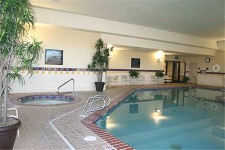 Hampton Inn & Suites Mountain Home - image 2