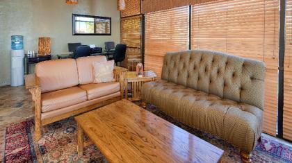 Best Western Foothills Inn - image 15