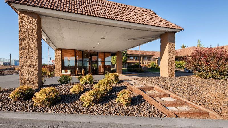 Best Western Foothills Inn - image 2