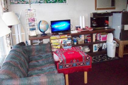 Hilander Motel - image 4