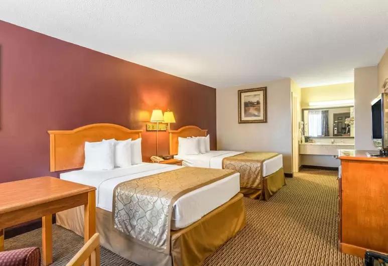 The Parkwood Inn & Suites - image 2