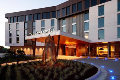 the Ameswell Hotel California