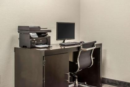 Sleep Inn & Suites - image 12