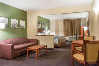 Sleep Inn & Suites - image 3