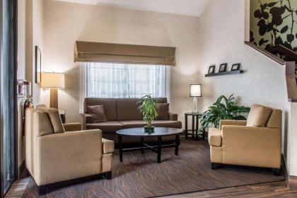 Sleep Inn & Suites - image 8