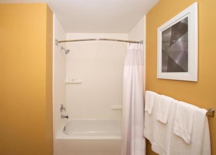TownePlace Suites by Marriott Seattle Everett/Mukilteo - image 7