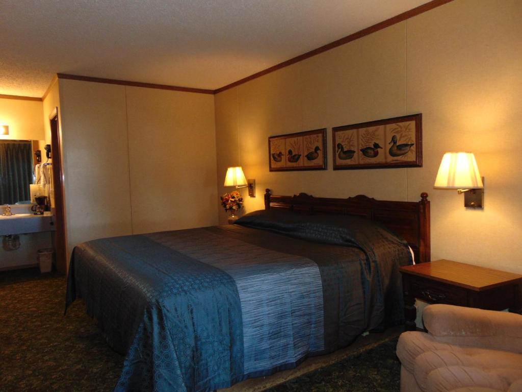 Heritage House Inn - image 3