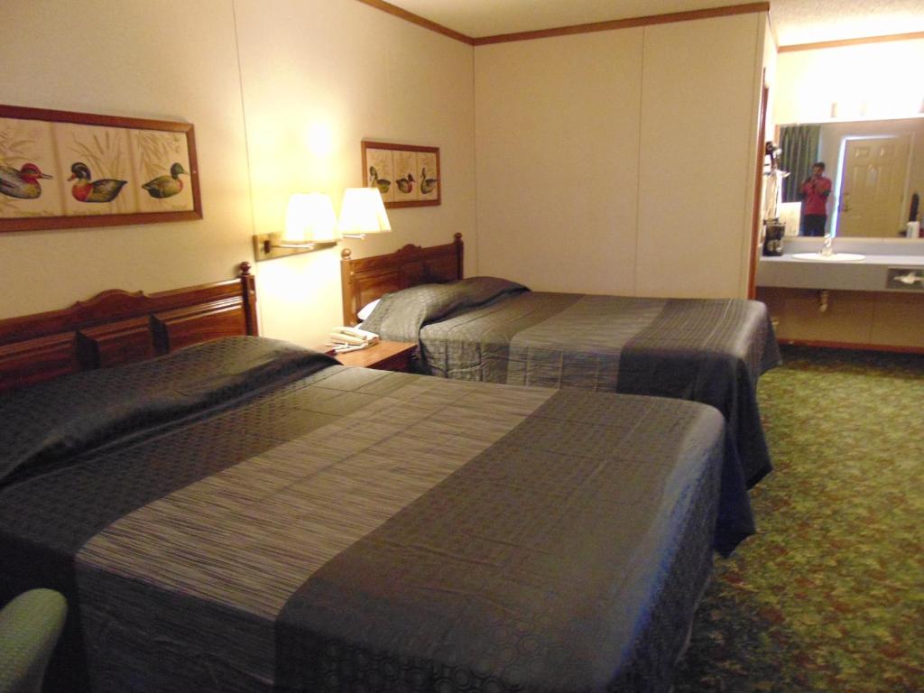 Heritage House Inn - image 6