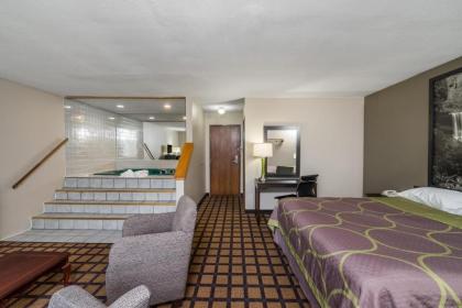Super 8 by Wyndham Munfordville KY - image 11