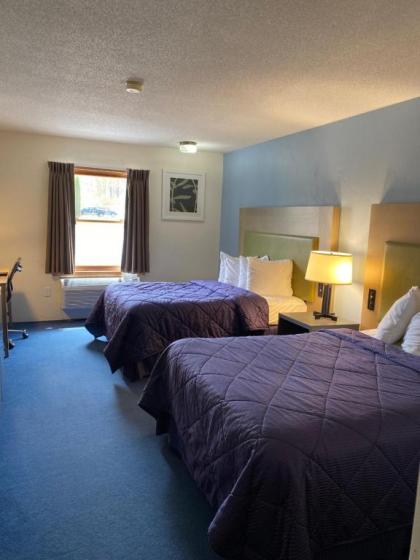Pictured Rocks Inn and Suites