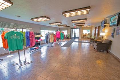 Boarders Inn & Suites by Cobblestone Hotels - Munising - image 15