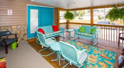 Sunset Motel - image 2