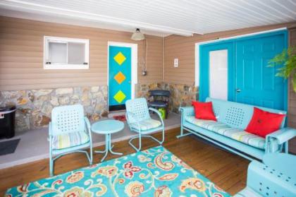 Sunset Motel - image 3